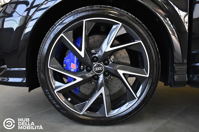 AUDI RS Q3 SPB quattro S tronic